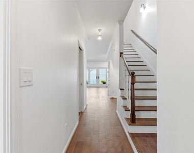 8614 Oakford Drive - Photo Thumbnail 1