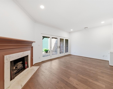 8614 Oakford Drive - Photo Thumbnail 15