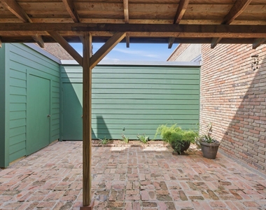 8614 Oakford Drive - Photo Thumbnail 32