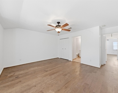 8614 Oakford Drive - Photo Thumbnail 27
