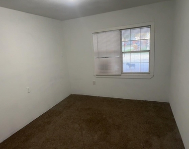20696 Brazos Drive - Photo Thumbnail 6