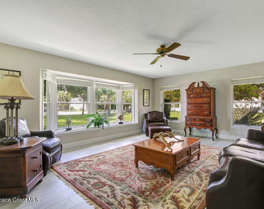 250 E Central Boulevard - Photo Thumbnail 10