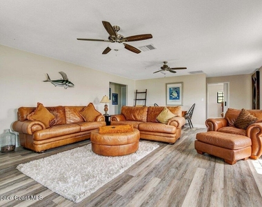 250 E Central Boulevard - Photo Thumbnail 15