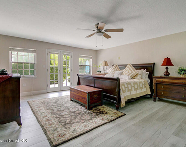 250 E Central Boulevard - Photo Thumbnail 6
