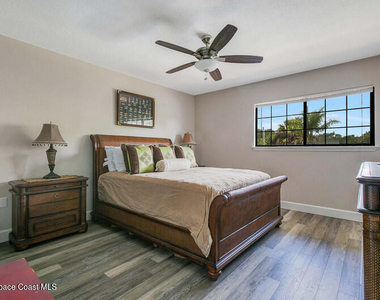 250 E Central Boulevard - Photo Thumbnail 14
