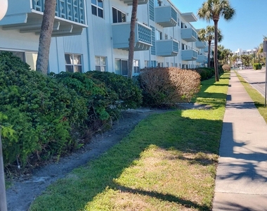 221 Columbia Drive - Photo Thumbnail 7