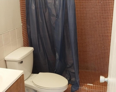 221 Columbia Drive - Photo Thumbnail 11
