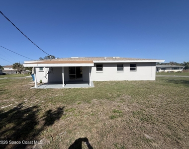 2780 Floresta Drive Ne - Photo Thumbnail 13