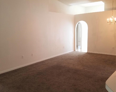 888 Macon Drive - Photo Thumbnail 1