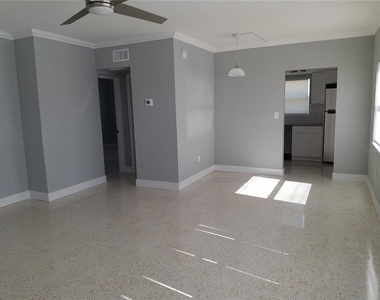 11355 3rd Street E - Photo Thumbnail 4