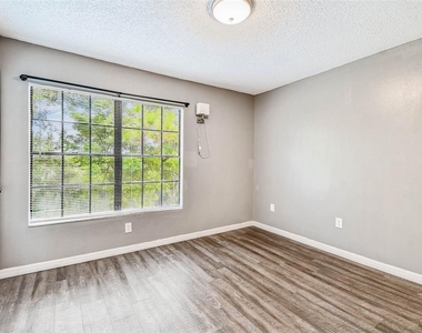 103 Brigadoon Drive - Photo Thumbnail 14