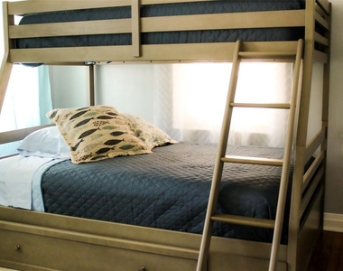 4115 W San Pedro Street - Photo Thumbnail 10