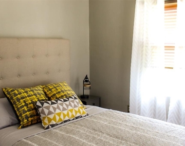 4115 W San Pedro Street - Photo Thumbnail 8