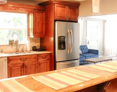 4115 W San Pedro Street - Photo Thumbnail 21