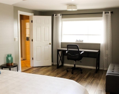 4115 W San Pedro Street - Photo Thumbnail 24