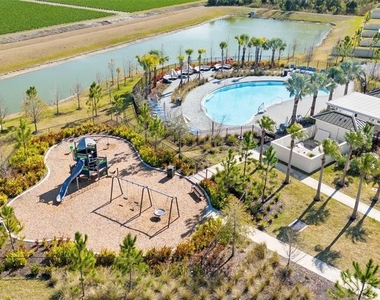 1458 Tahitian Sunrise Drive - Photo Thumbnail 20