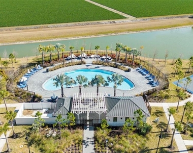 1458 Tahitian Sunrise Drive - Photo Thumbnail 19