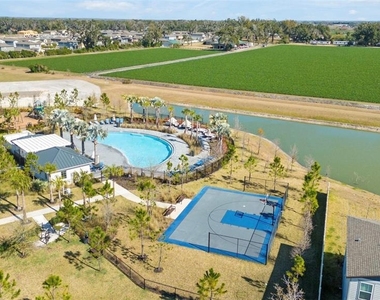 1458 Tahitian Sunrise Drive - Photo Thumbnail 21