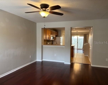 2525 Harn Boulevard - Photo Thumbnail 2