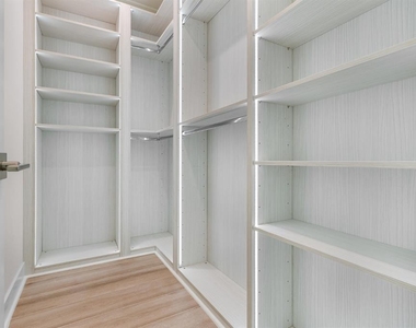 772 Gran Kaymen Way - Photo Thumbnail 23