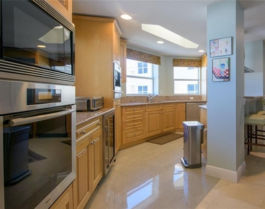 15 Somerset Street - Photo Thumbnail 7