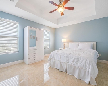 15 Somerset Street - Photo Thumbnail 27