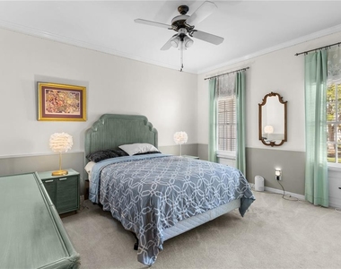 10002 Hunt Cliff Drive - Photo Thumbnail 23