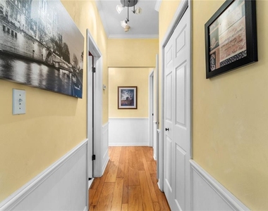 10002 Hunt Cliff Drive - Photo Thumbnail 22