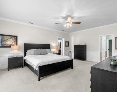 10002 Hunt Cliff Drive - Photo Thumbnail 15