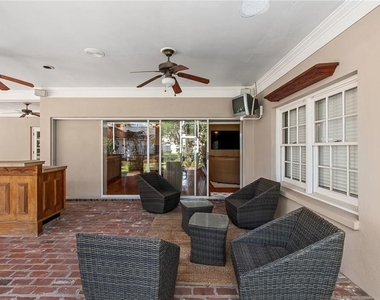 10002 Hunt Cliff Drive - Photo Thumbnail 40