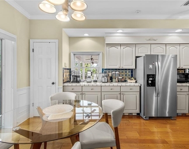 10002 Hunt Cliff Drive - Photo Thumbnail 46