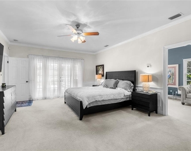 10002 Hunt Cliff Drive - Photo Thumbnail 16