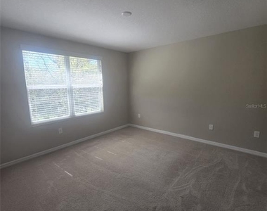 6978 Holly Heath Drive - Photo Thumbnail 17
