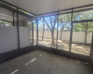 6978 Holly Heath Drive - Photo Thumbnail 35