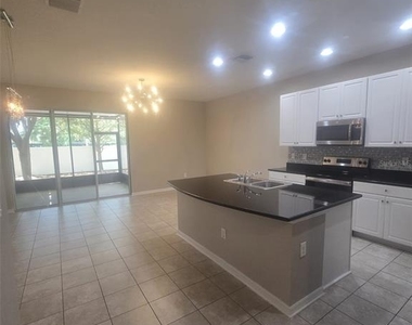 6978 Holly Heath Drive - Photo Thumbnail 5