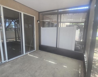 6978 Holly Heath Drive - Photo Thumbnail 33