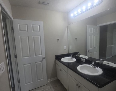 6978 Holly Heath Drive - Photo Thumbnail 25