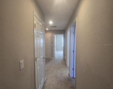 6978 Holly Heath Drive - Photo Thumbnail 15