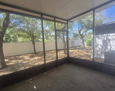 6978 Holly Heath Drive - Photo Thumbnail 34