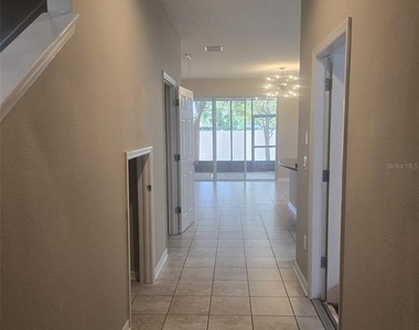 6978 Holly Heath Drive - Photo Thumbnail 4
