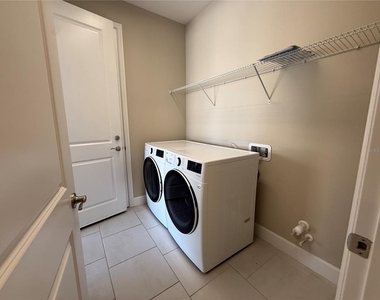 3060 Mountain Spruce Terrace - Photo Thumbnail 36