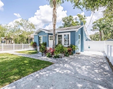 8907 N Boulevard - Photo Thumbnail 22