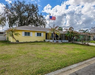907 Hillside Terrace - Photo Thumbnail 32