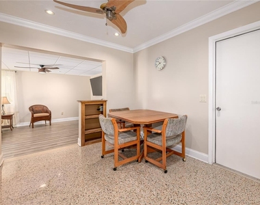 907 Hillside Terrace - Photo Thumbnail 6