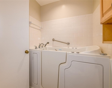 907 Hillside Terrace - Photo Thumbnail 27