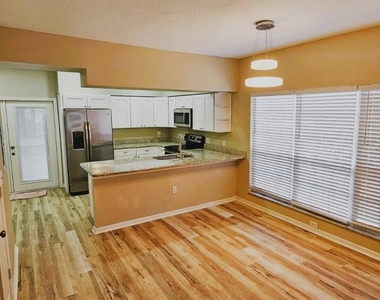2700 Penzance Street - Photo Thumbnail 8