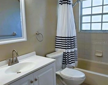 2700 Penzance Street - Photo Thumbnail 6