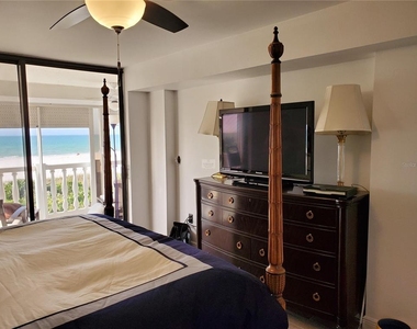 6650 Sunset Way - Photo Thumbnail 19