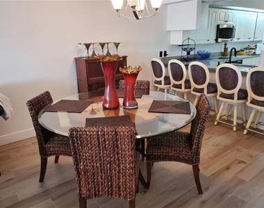 6650 Sunset Way - Photo Thumbnail 9
