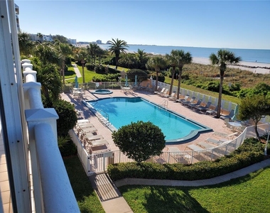 6650 Sunset Way - Photo Thumbnail 2